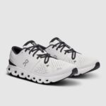 On Cloud X 4 Tenis en Color Marfil