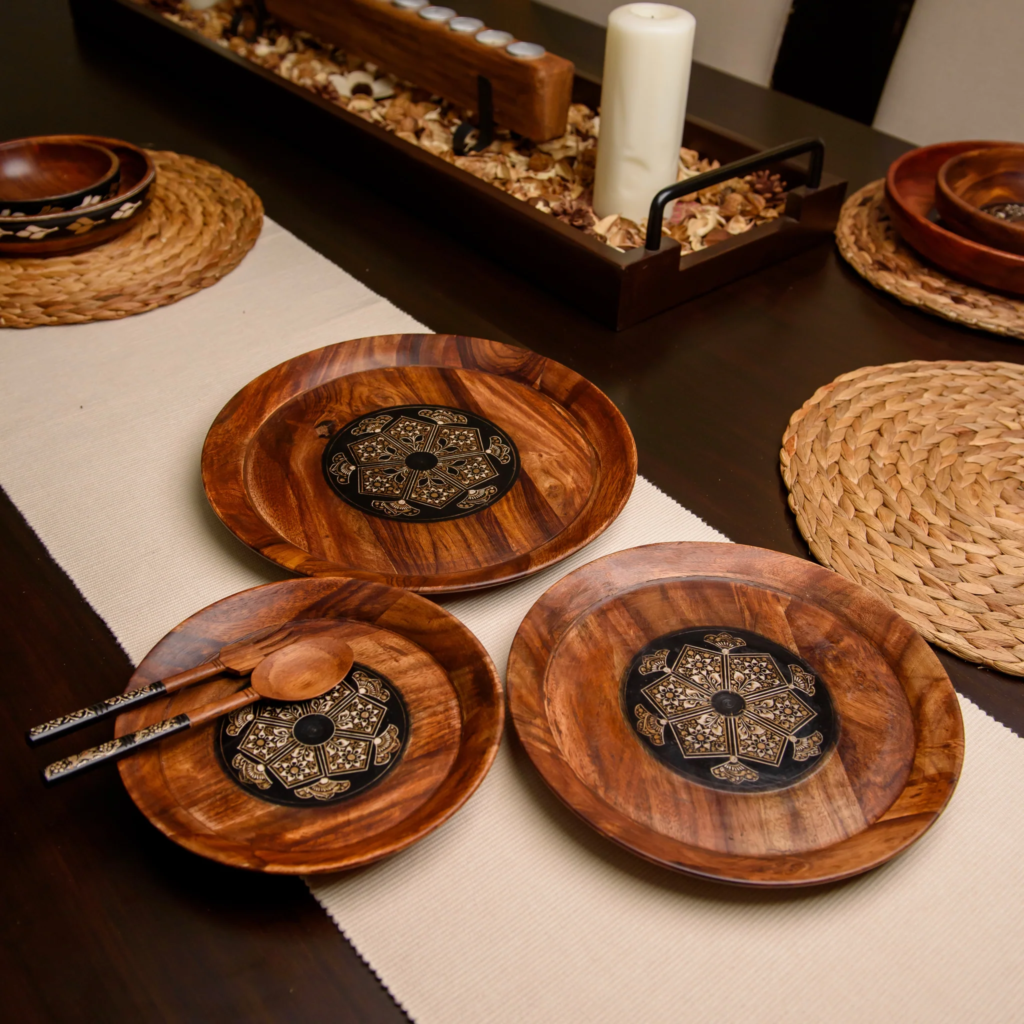 buy online handmade wooden plates in Pakistan