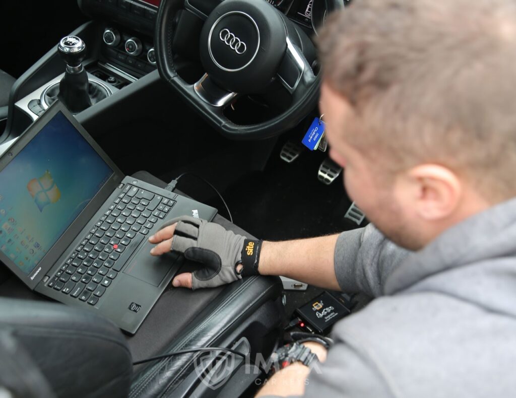 imax car keys Mobile auto locksmith services 3